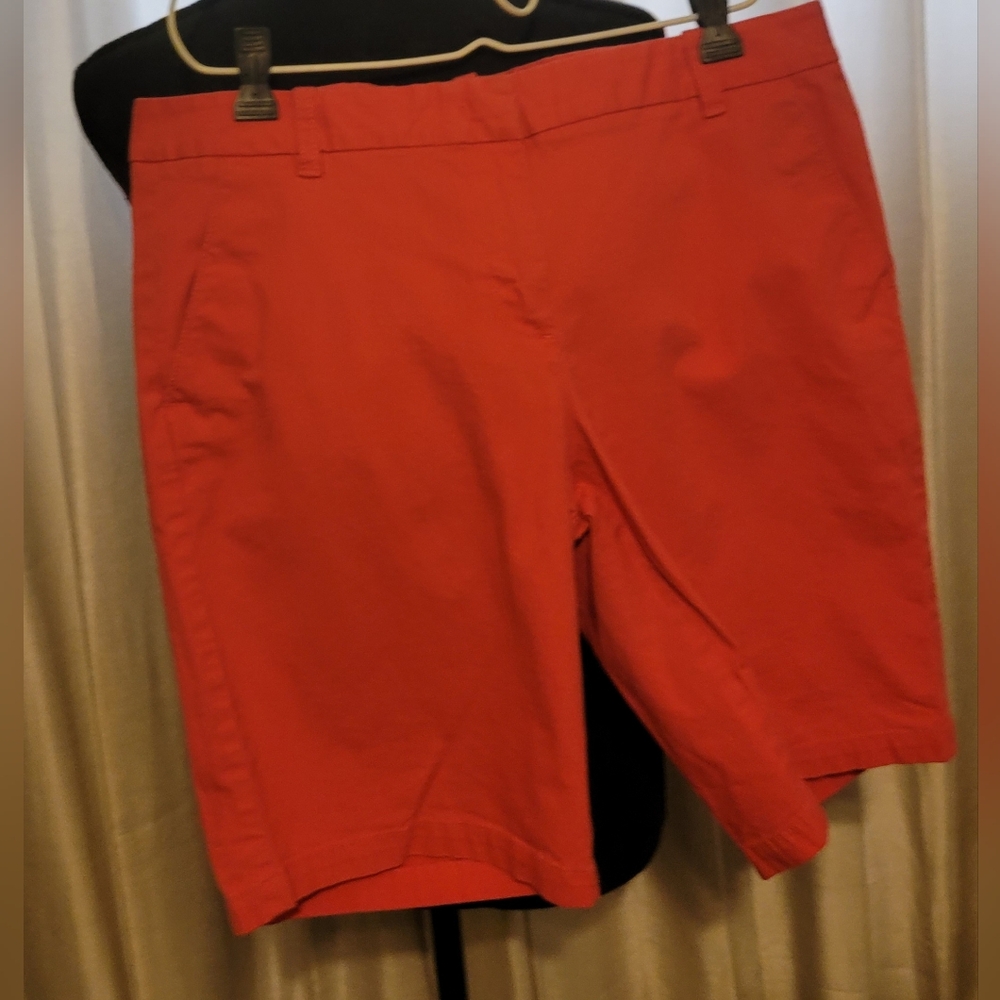 J Crew  Bermuda  shorts sz 8